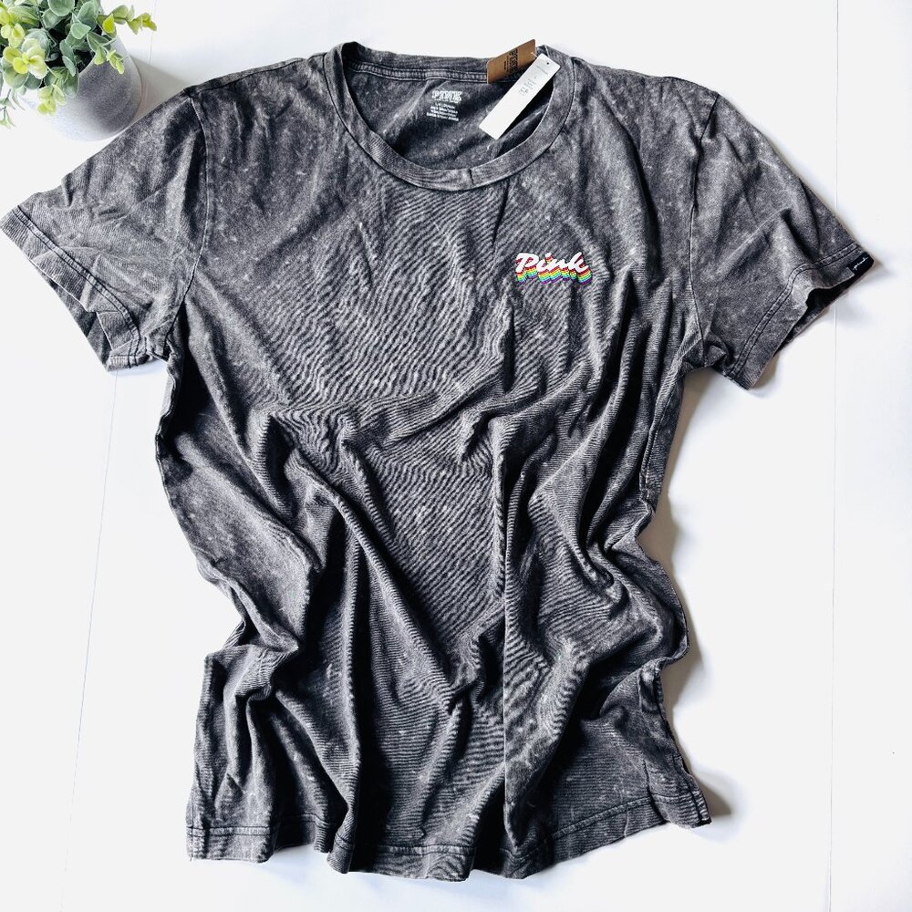 Victoria's Secret PINK, Gray Washed Oversize T Shirt New With Tags, Distressed - Picture 2 of 6